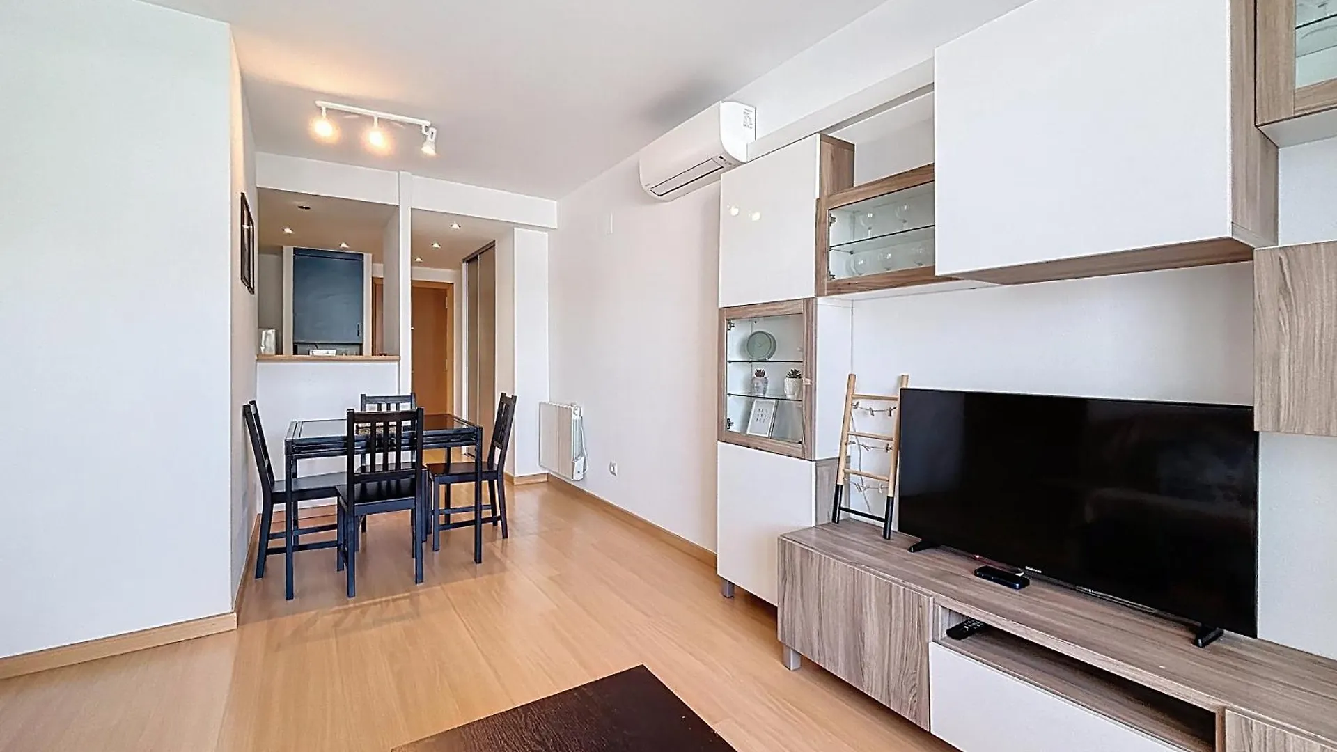 Apartamento 139 Piso Vista Al Canal Y Piscina Ampuriabrava