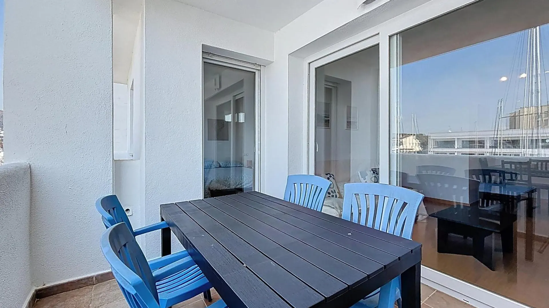 139 Piso Vista Al Canal Y Piscina Ampuriabrava España
